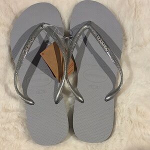 NWT Havaianas Slim Flip Flops Size 41/42 (US 11/12)